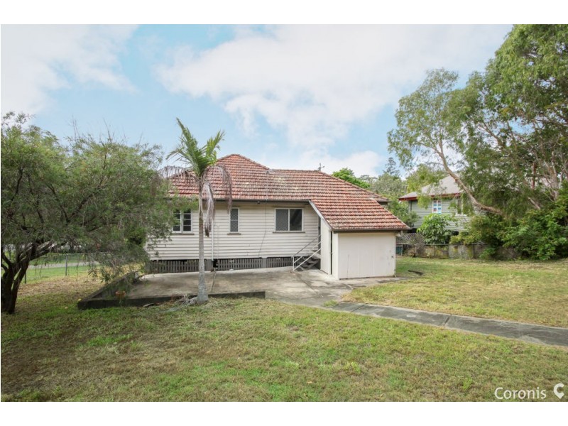 32 Salaria Drive, Seven Hills QLD 4170