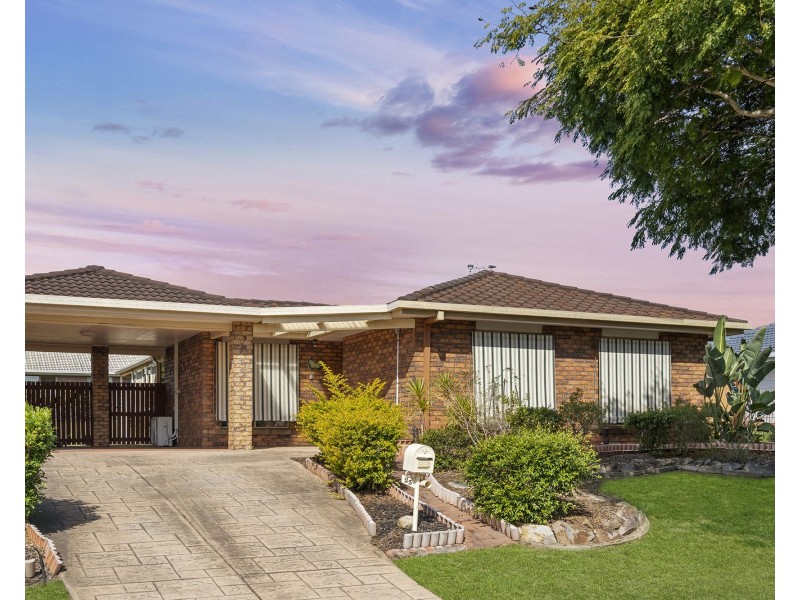 23 Rinnicrew Street, Bracken Ridge QLD 4017