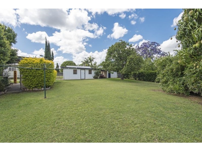 4 Smith Street, Gatton QLD 4343