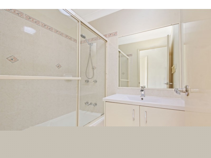 2 Michael Street, Wynnum West QLD 4178