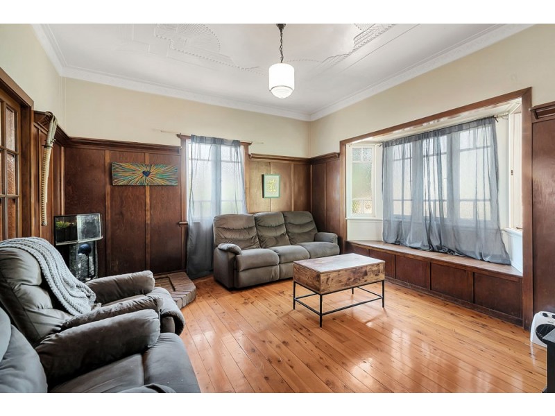 19 Nigel street, North Toowoomba QLD 4350