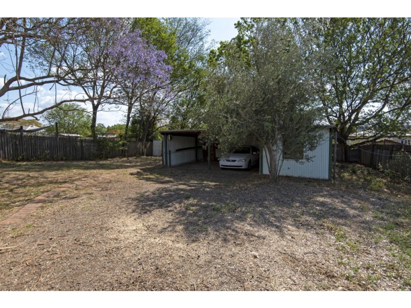 19 Nigel street, North Toowoomba QLD 4350