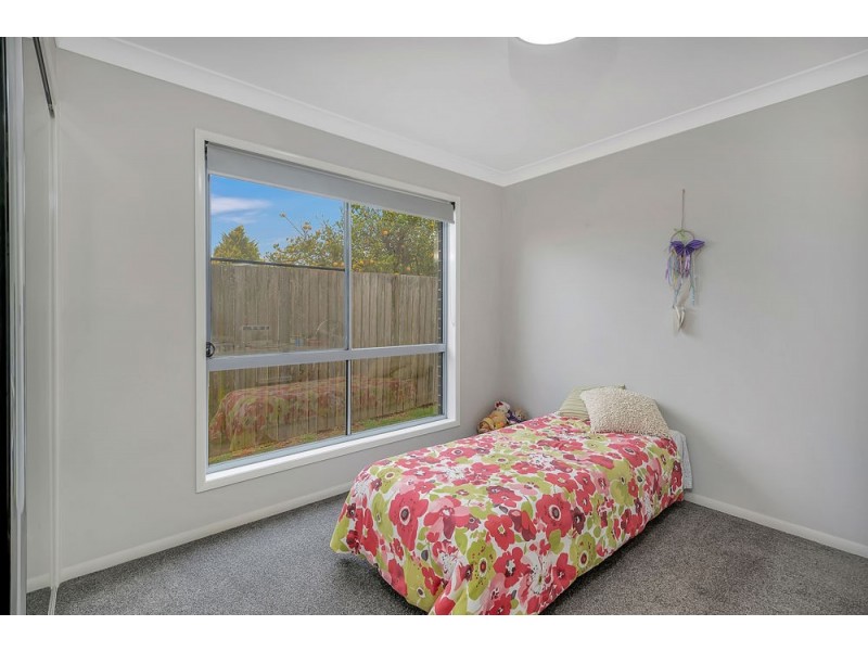 2/213 New England Highway, Harlaxton QLD 4350