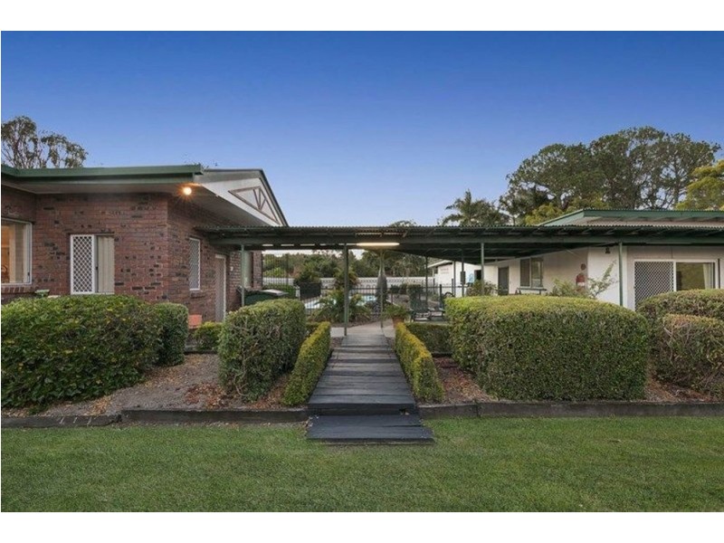 128 Boston Road, Belmont QLD 4153