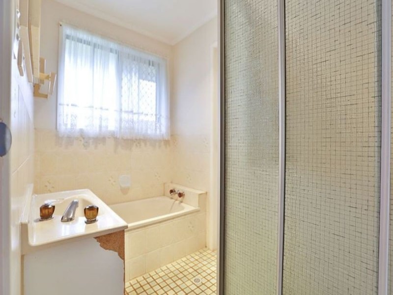 7 Yalumba Crescent, Wilsonton Heights QLD 4350