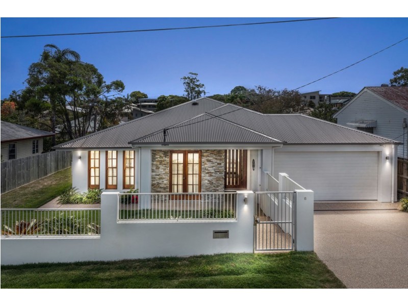 8 Alleena Street, Chermside QLD 4032