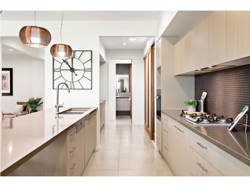 8 Alleena Street, Chermside QLD 4032