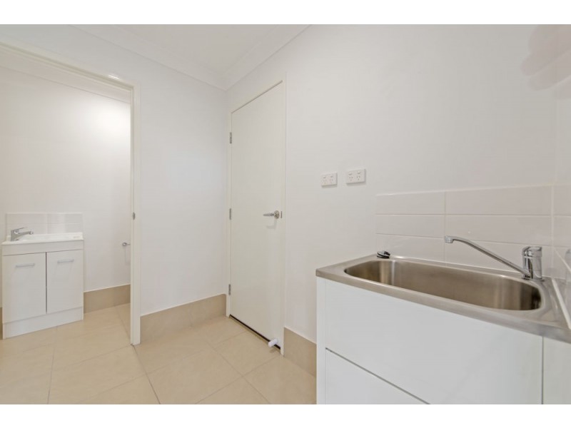 18/227 Nelson Street, Kearneys Spring QLD 4350