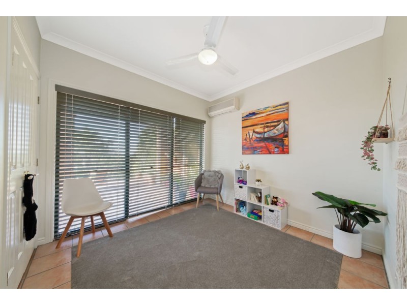 31 Oakmont Crescent, Albany Creek QLD 4035