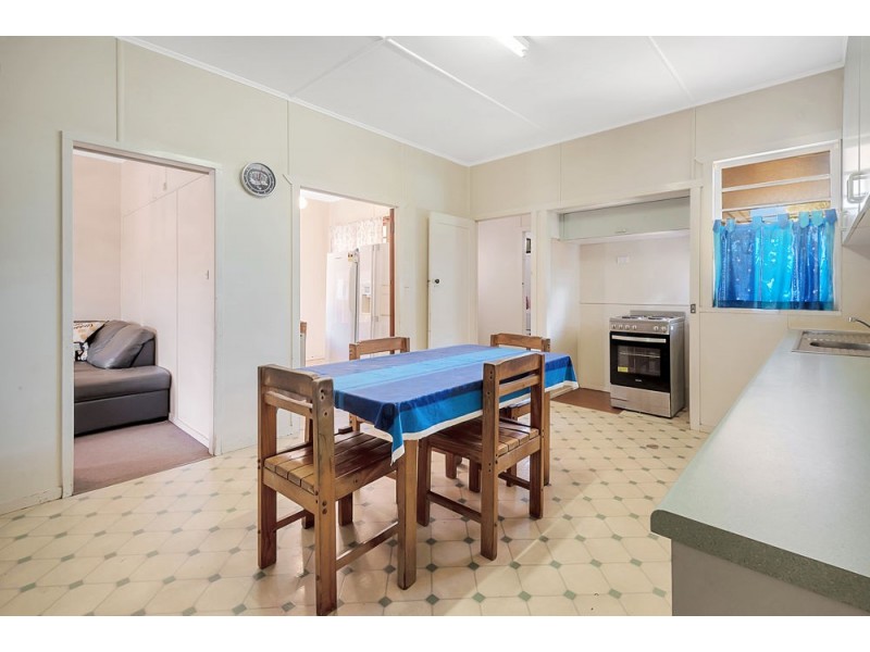 160 Holberton Street, Newtown QLD 4350