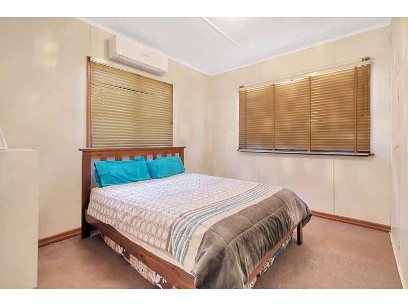 160 Holberton Street, Newtown QLD 4350