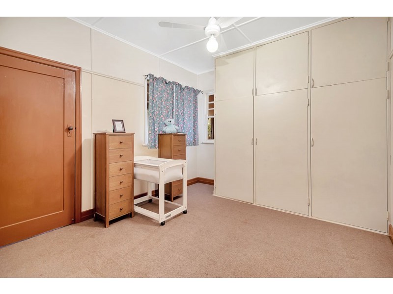 160 Holberton Street, Newtown QLD 4350