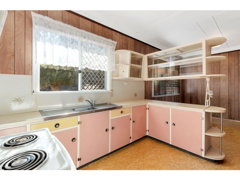 253 Alderley Street, Centenary Heights QLD 4350