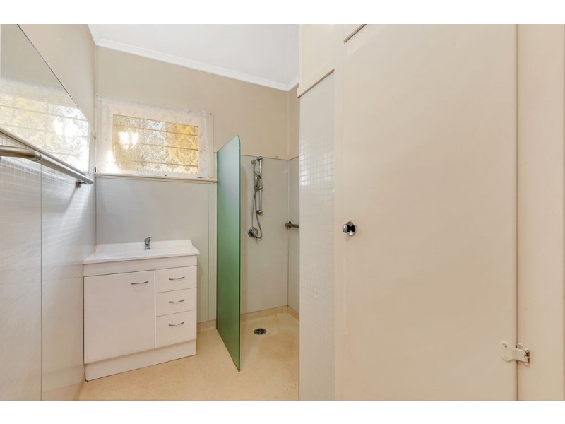 253 Alderley Street, Centenary Heights QLD 4350