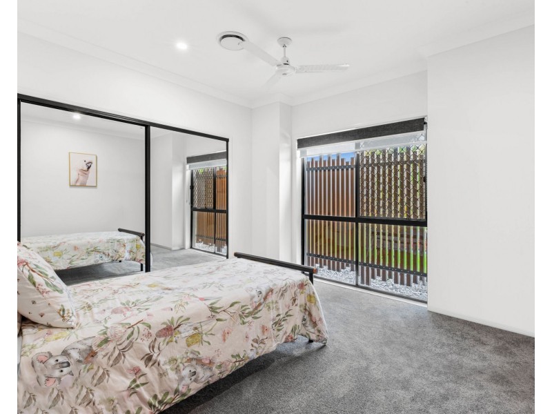 15 Kalmia Place, Mountain Creek QLD 4557