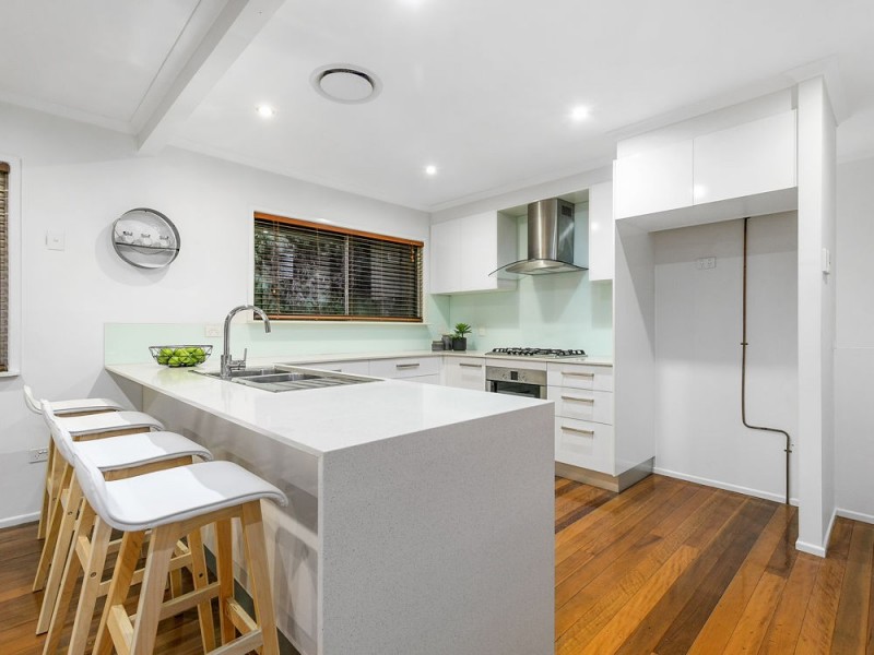 40 Joachim Street, Holland Park West QLD 4121