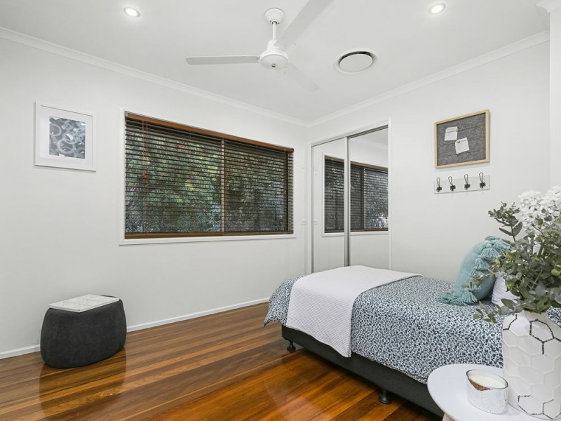 40 Joachim Street, Holland Park West QLD 4121