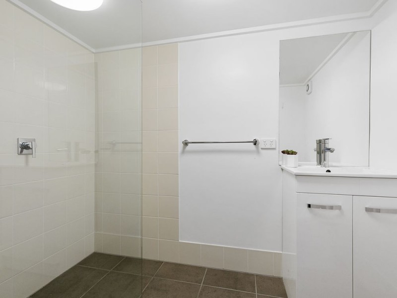 40 Joachim Street, Holland Park West QLD 4121