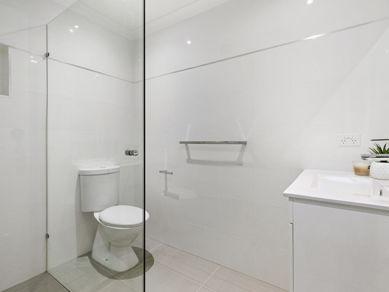 40 Joachim Street, Holland Park West QLD 4121