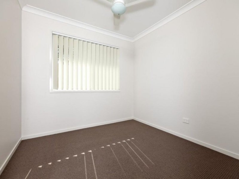 8 Patterson Street, Wynnum QLD 4178