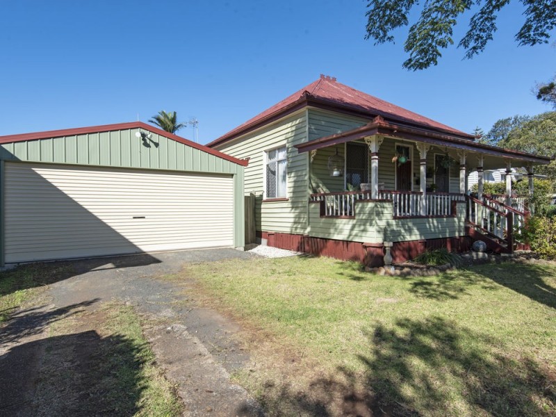 16 Northland Street, Newtown QLD 4350
