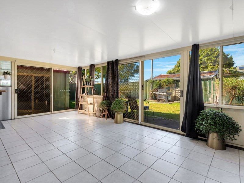 16 Northland Street, Newtown QLD 4350