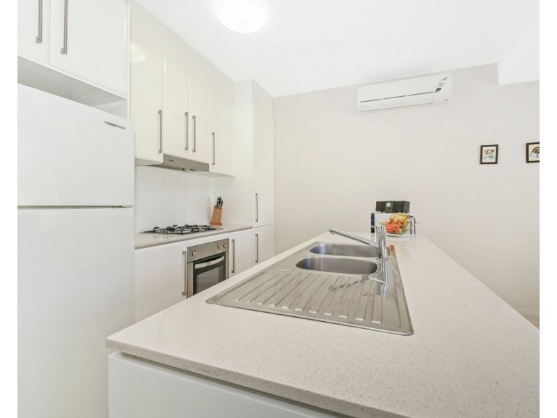 4/15 Stellmach Street, Everton Park QLD 4053