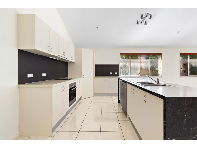 3 Letitia Close, Wakerley QLD 4154