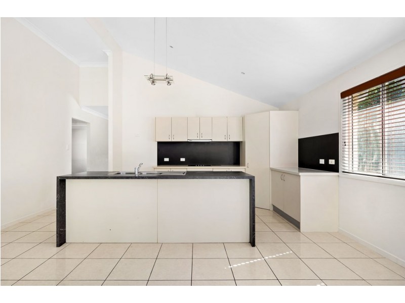 3 Letitia Close, Wakerley QLD 4154