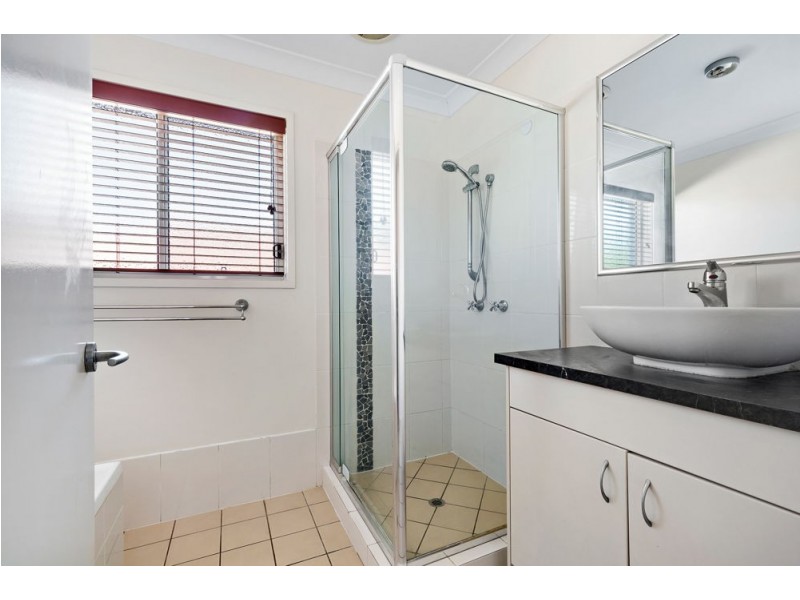 3 Letitia Close, Wakerley QLD 4154