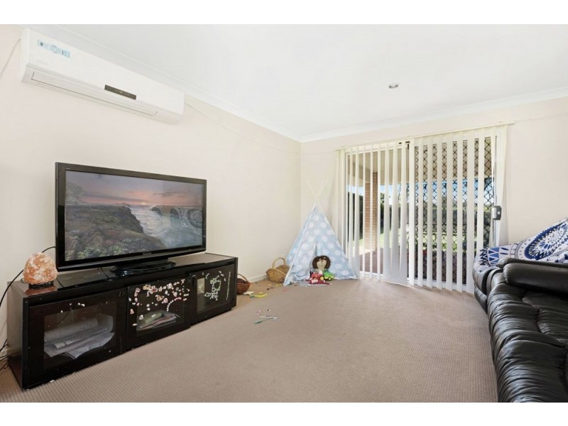 6 Paperbark Drive, Glenvale QLD 4350