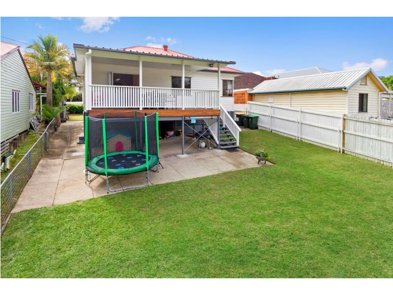 231 Edinburgh Castle Road, Wavell Heights QLD 4012