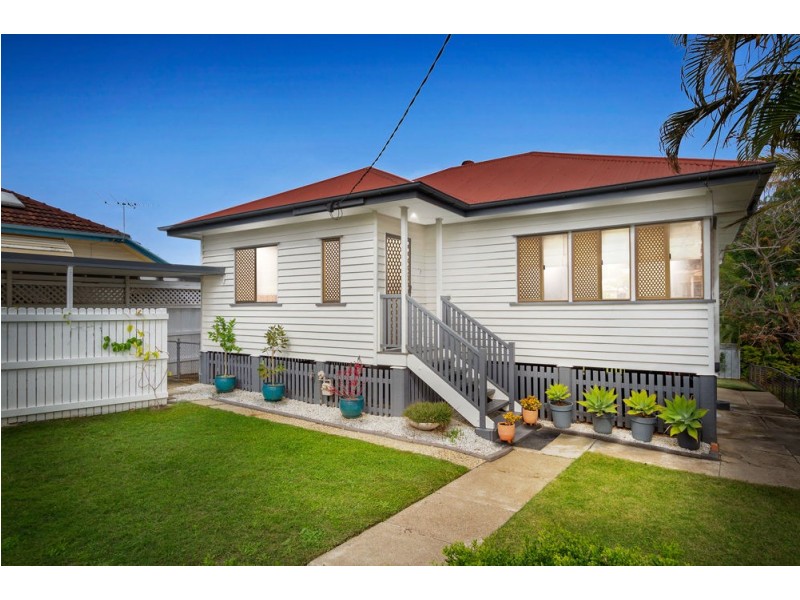 231 Edinburgh Castle Road, Wavell Heights QLD 4012