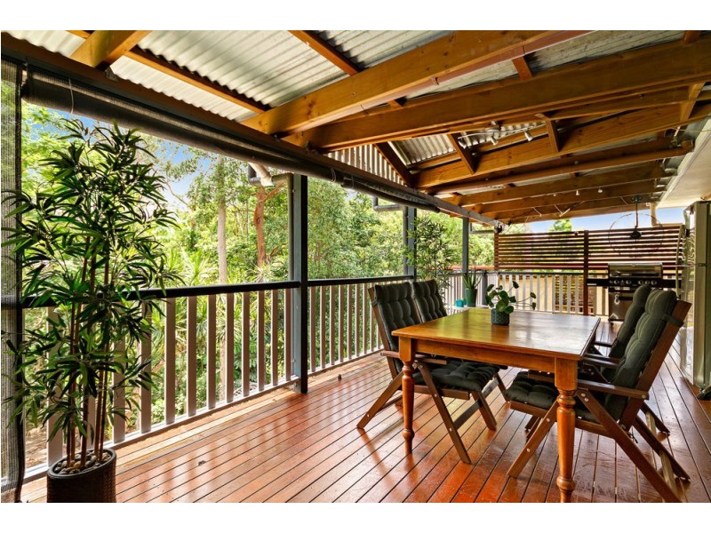 124 Plucks Road, Arana Hills QLD 4054