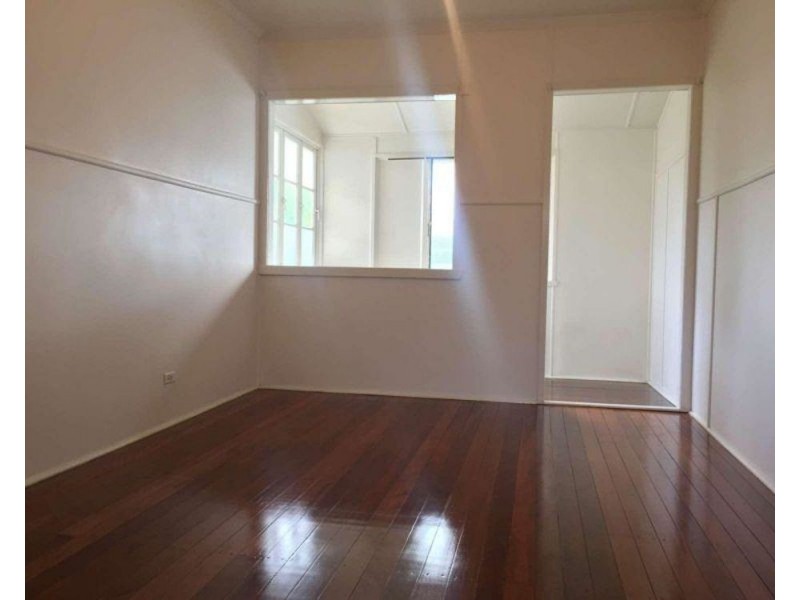 4/3 Stewart Avenue, Wooloowin QLD 4030