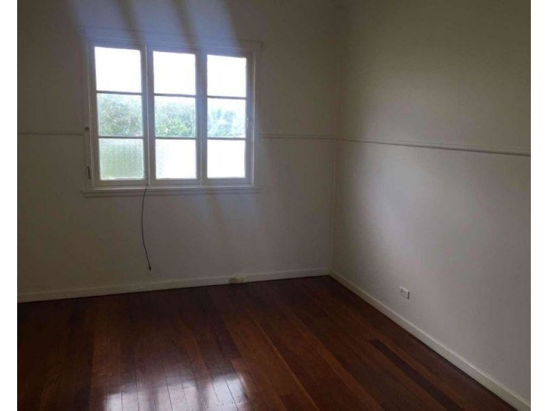 4/3 Stewart Avenue, Wooloowin QLD 4030