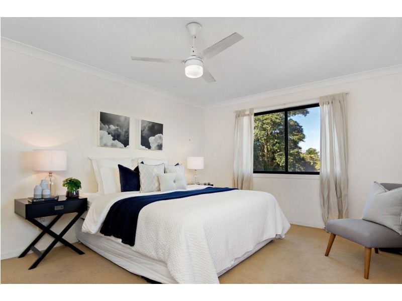 19 Chelsea Crescent, Bridgeman Downs QLD 4035