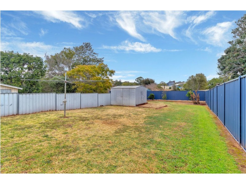 5 McWaters Street, North Toowoomba QLD 4350