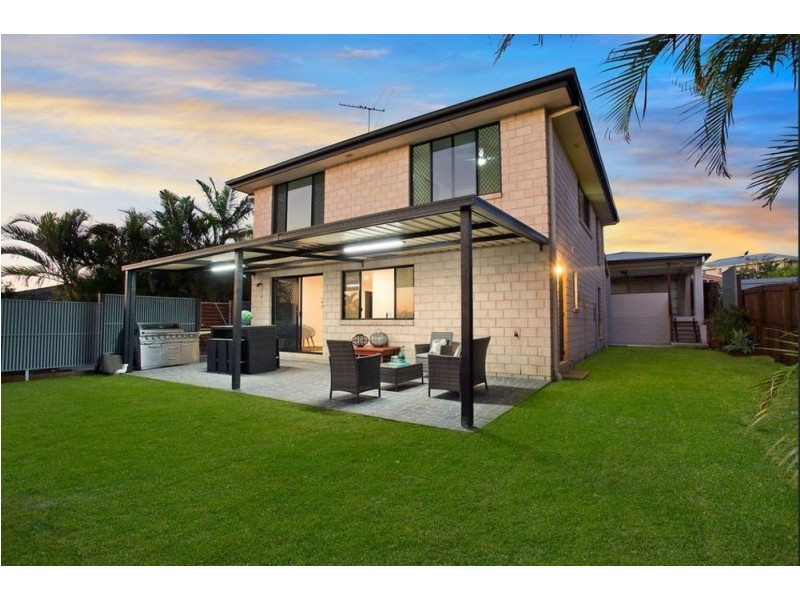 26 Underwood Street, Wakerley QLD 4154