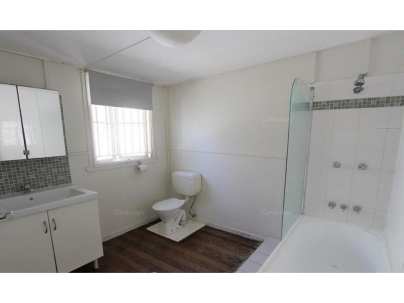 15 Boxgrove Avenue, Wynnum QLD 4178