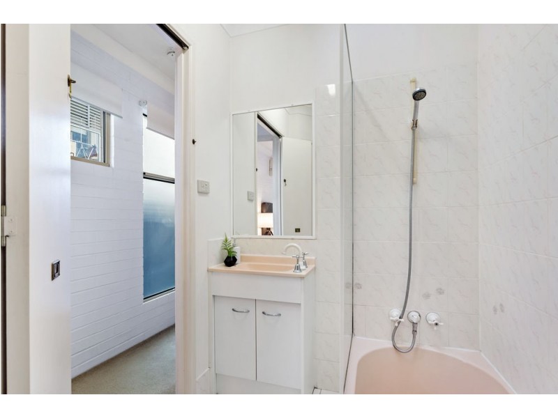 1/20 MCGREGOR AVENUE, Lutwyche QLD 4030