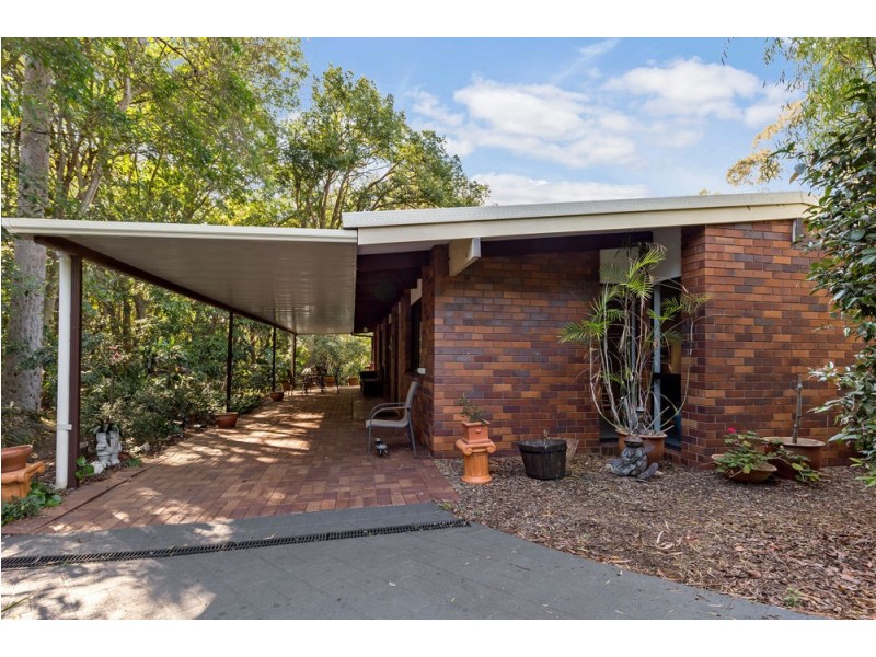 7 Yonga Street, Balmoral QLD 4171