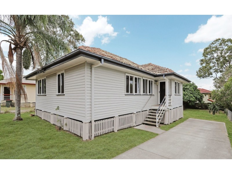 12 Winstanley Street, Carina Heights QLD 4152