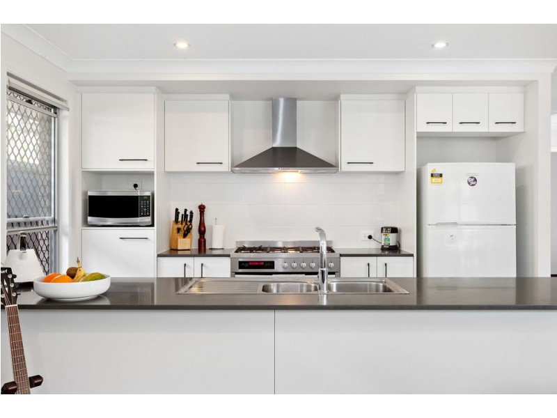 33 Cardwell Circuit, Thornlands QLD 4164