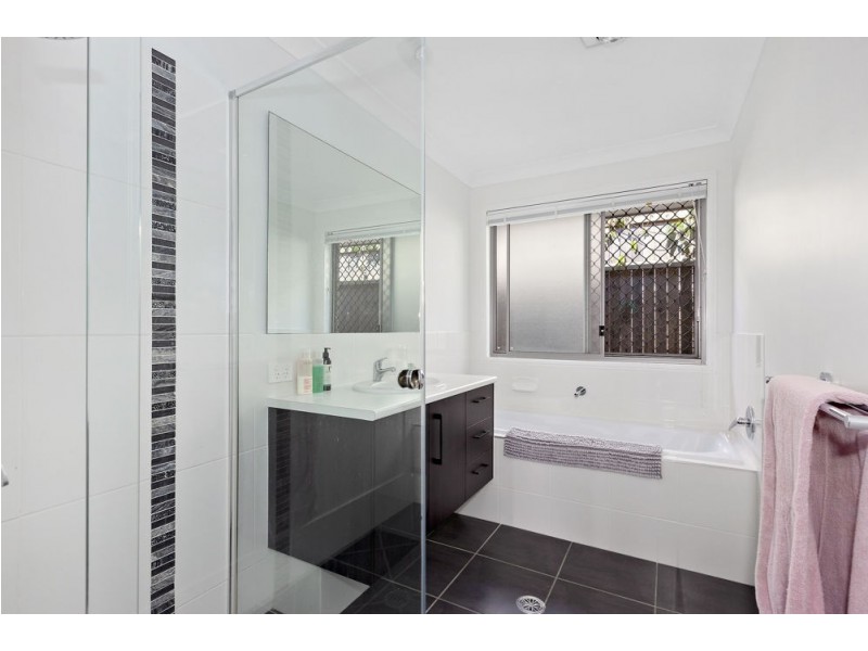 33 Cardwell Circuit, Thornlands QLD 4164
