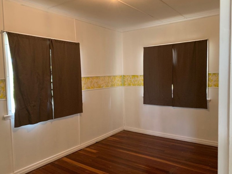12 Logan Street, Gatton QLD 4343