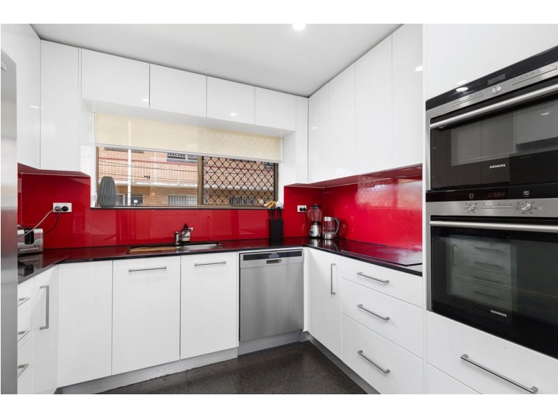 2/12 Gellibrand Street, Clayfield QLD 4011