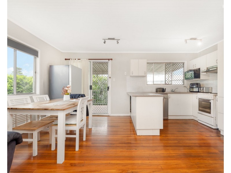 12 Palina Street, Brighton QLD 4017