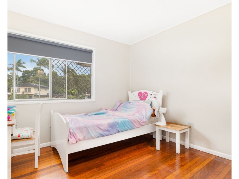 12 Palina Street, Brighton QLD 4017