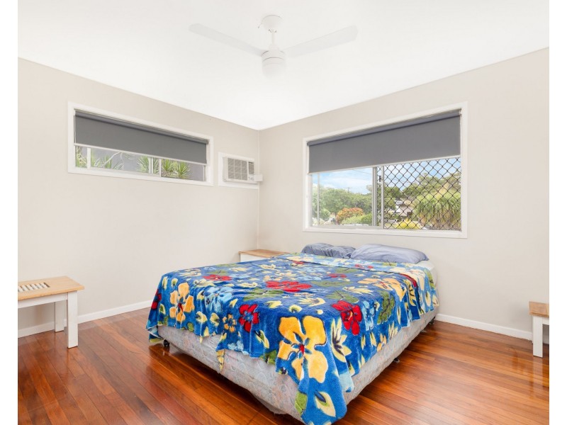 12 Palina Street, Brighton QLD 4017